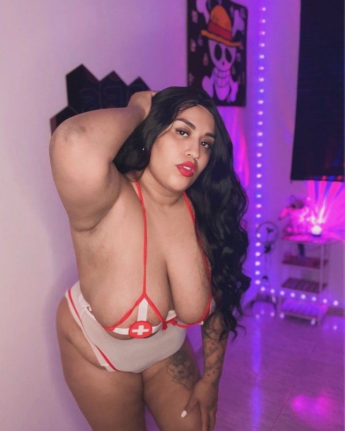 Tetona curvy amante a pasarla rico