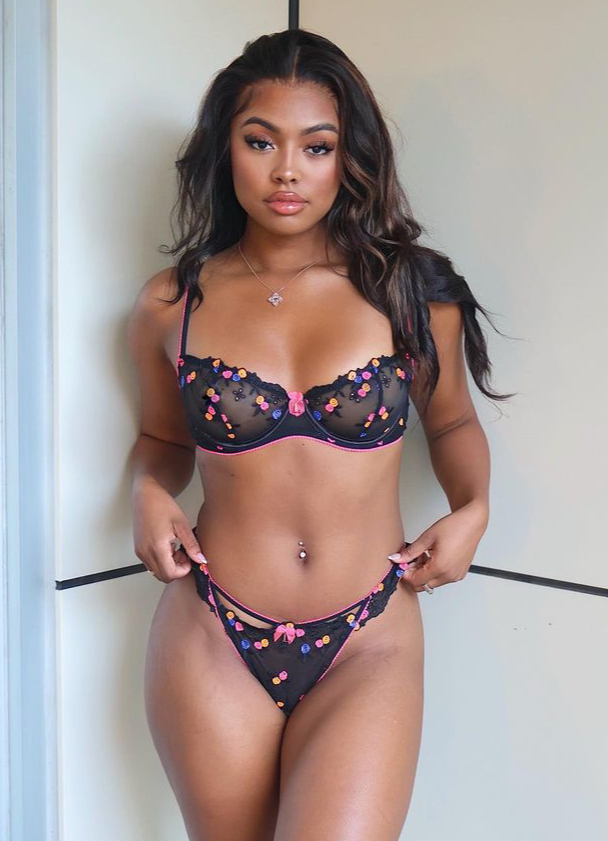 UN BOMBÓN DE CHOCOLATE