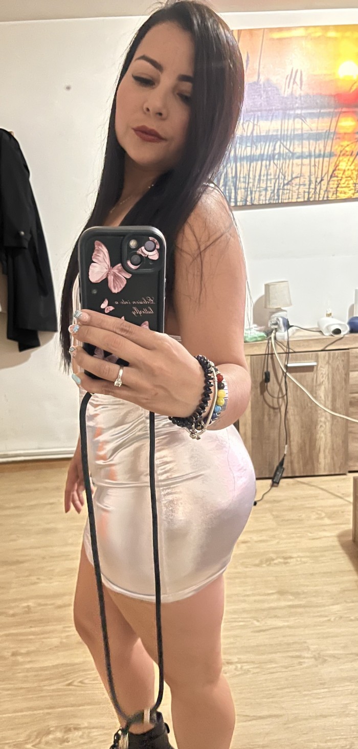 Gabriela colombiana jugosa