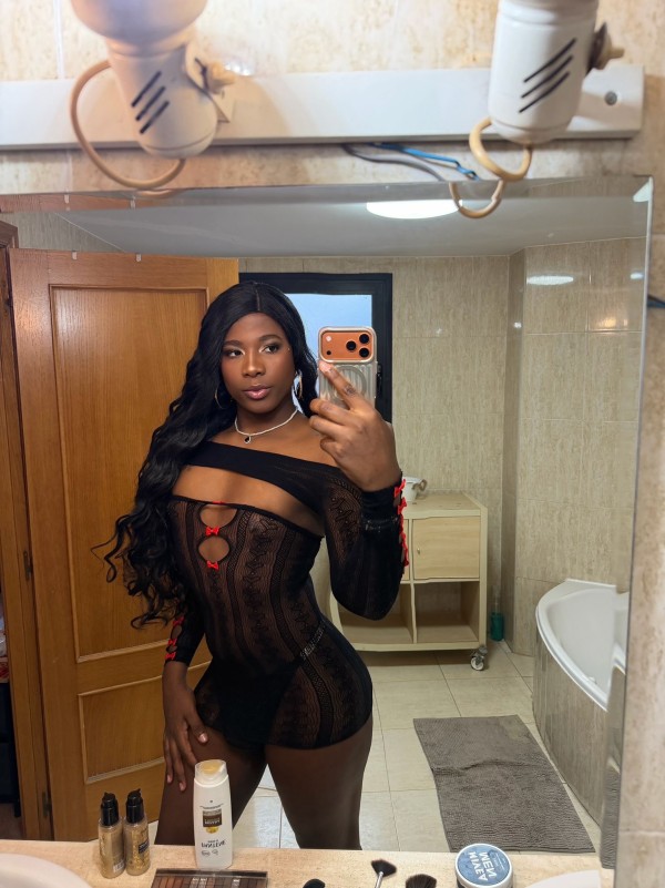 MICHELL POLLONA NUEVA EN TU CIUDAD MUY ACTIVA Y FIESTERA