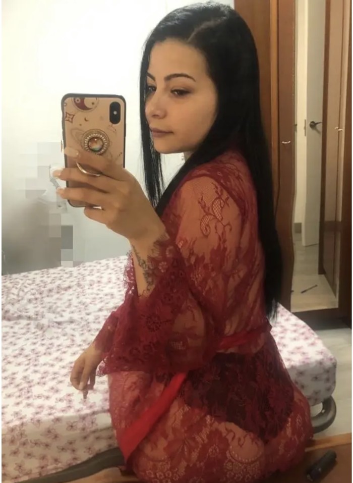 Gaby ardiénte cariñosa