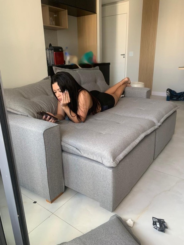 soy muy complaciente  la chupo delicioso brasileña nueva por la zona