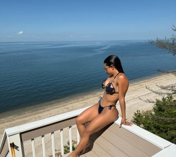 DIOSA DEL EROTISMO MUY COQUETA