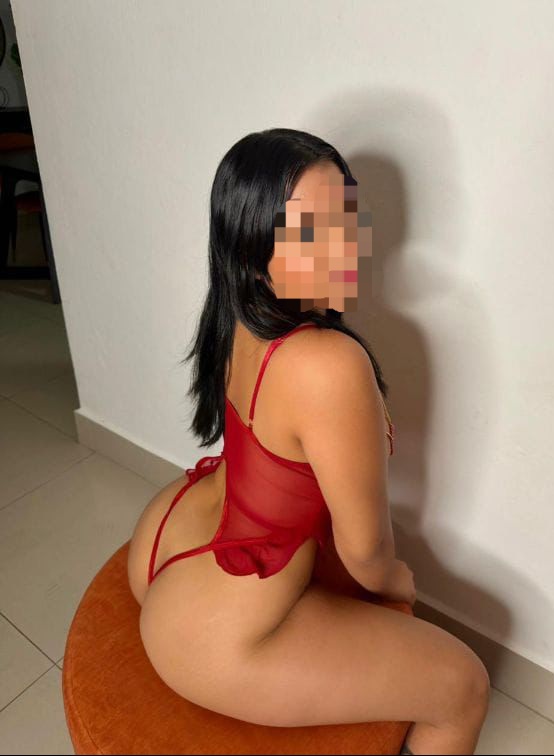 Chica bomba, guapa morena cañon novedad en tu ciudad