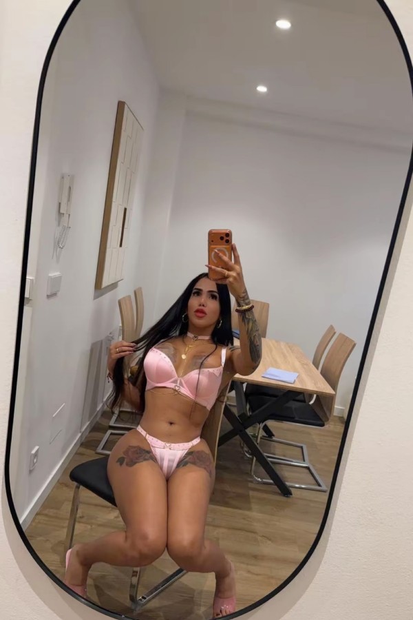 LECHERA CAÑERA A TOPE SIN ENGAÑOS MUJER TRANS