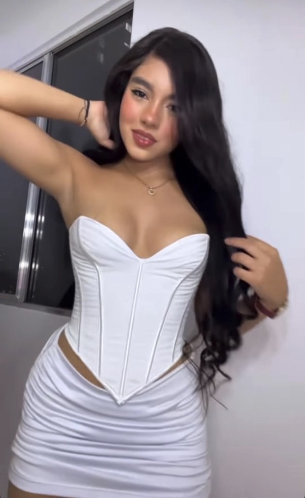 primera vez en Móstoles maja cuerpo natural coñito suave