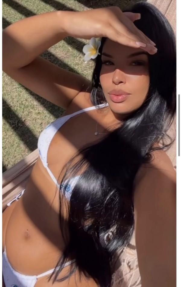 PRIMERA VEZ POR LA ZONA REALIZO SALIDAS 24 HORAS ESCRÍBEME O LLAMA