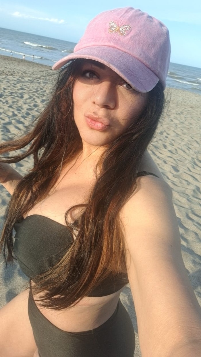 Novedad Lucia madurita cariñosa y muy implicada