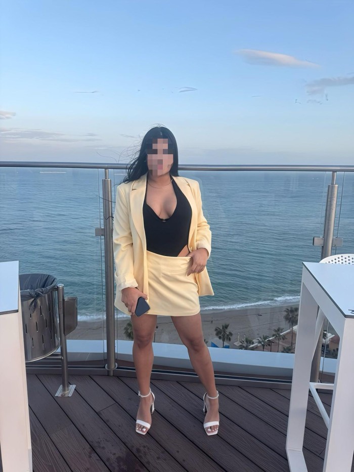 toda una complaciente en la cama