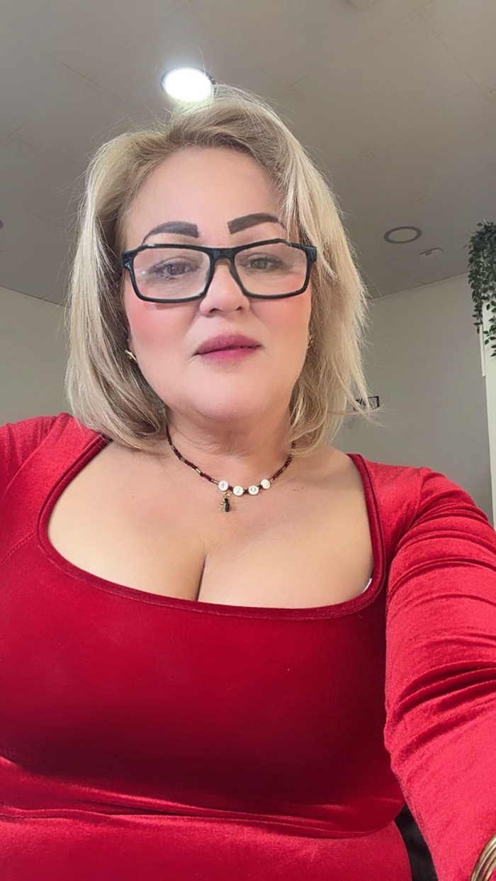 MARAVILLOSA MUJER