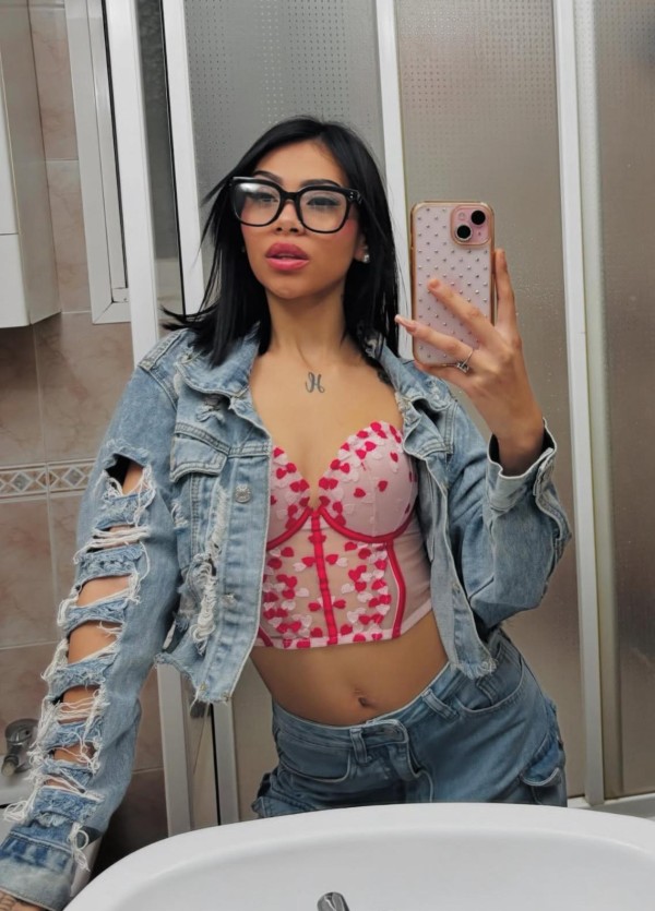 MIA, colombiana traviesa y exotica en ELCHE centro