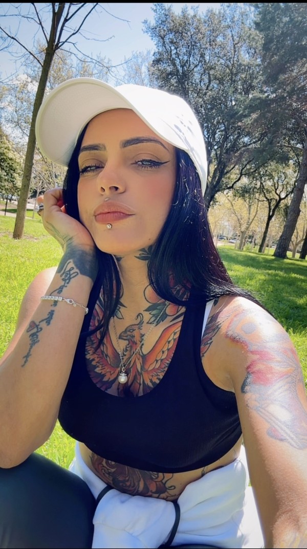 FLAQUITA SEXY , una buena mamada.