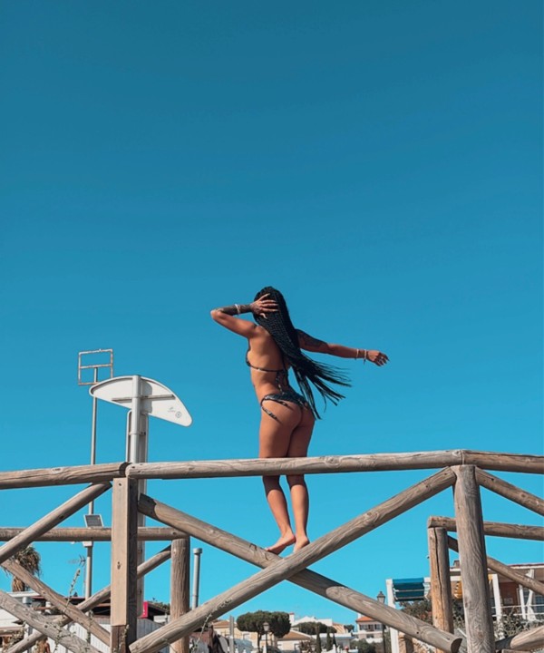 FLAQUITA SEXY , una buena mamada.