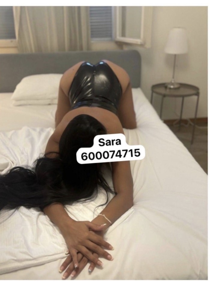 Española malagueña  en Vigo 24h salidas