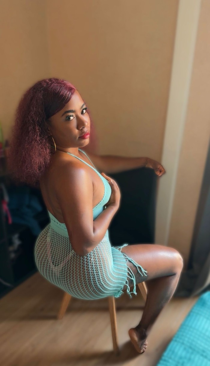 Hermosa mulata llegada a Barcelona