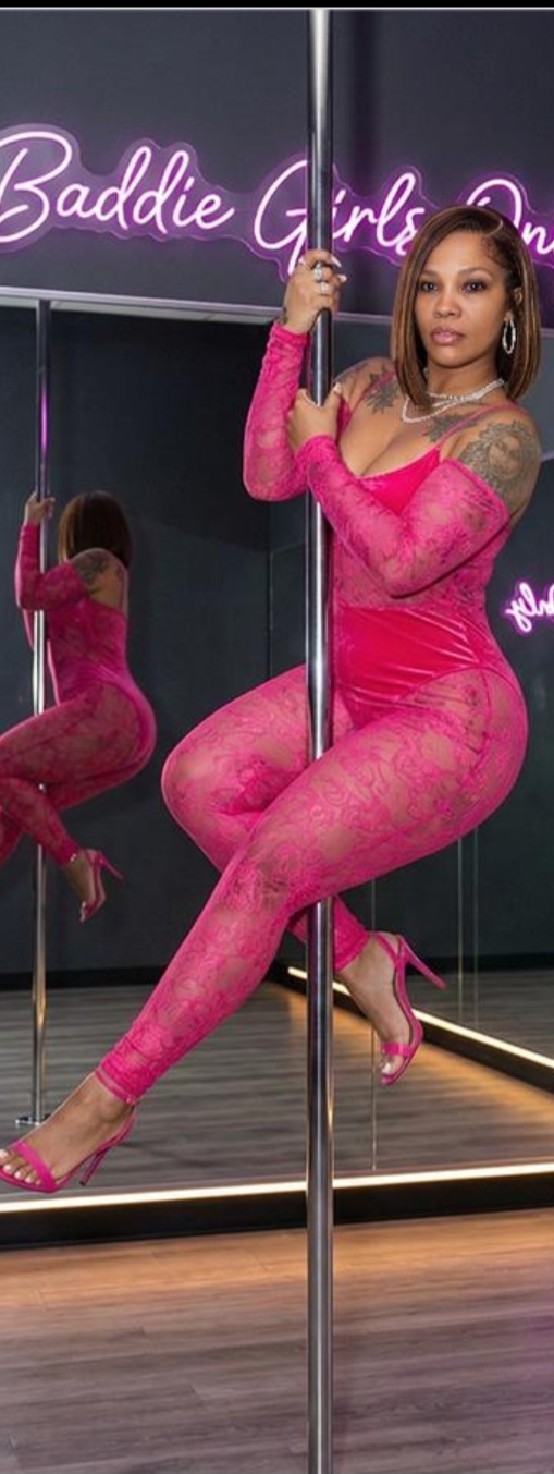 ARENAL NOVEDA LA CHICA MÁS BUENA CULONA VEN AMI FIESTA RI