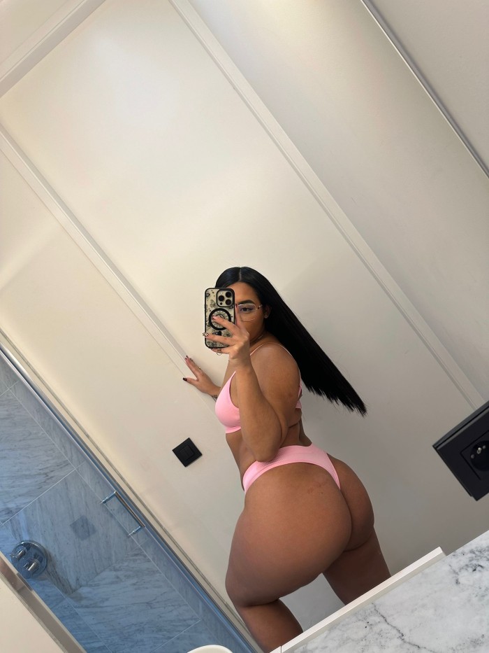 SENSUAL ARDIENTE FIESTERA SEXO ADICTIVO