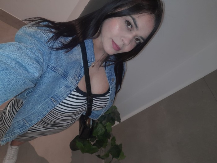 SANDRA TETONA ESPECTACULAR