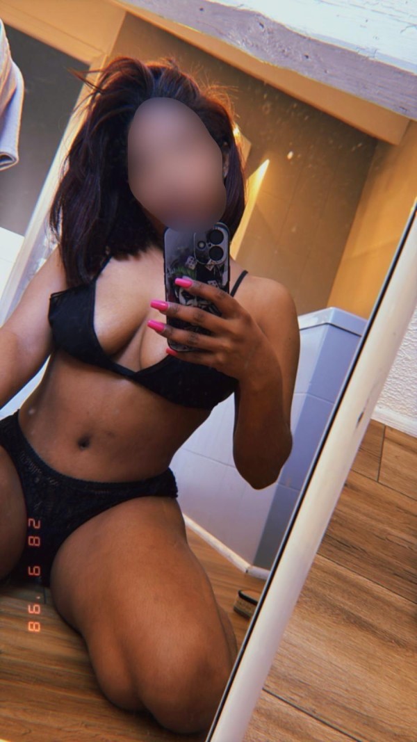 2 AMIGUITAS…TENTACIÓN ARDIENTE Y EXCITANTE…!!!