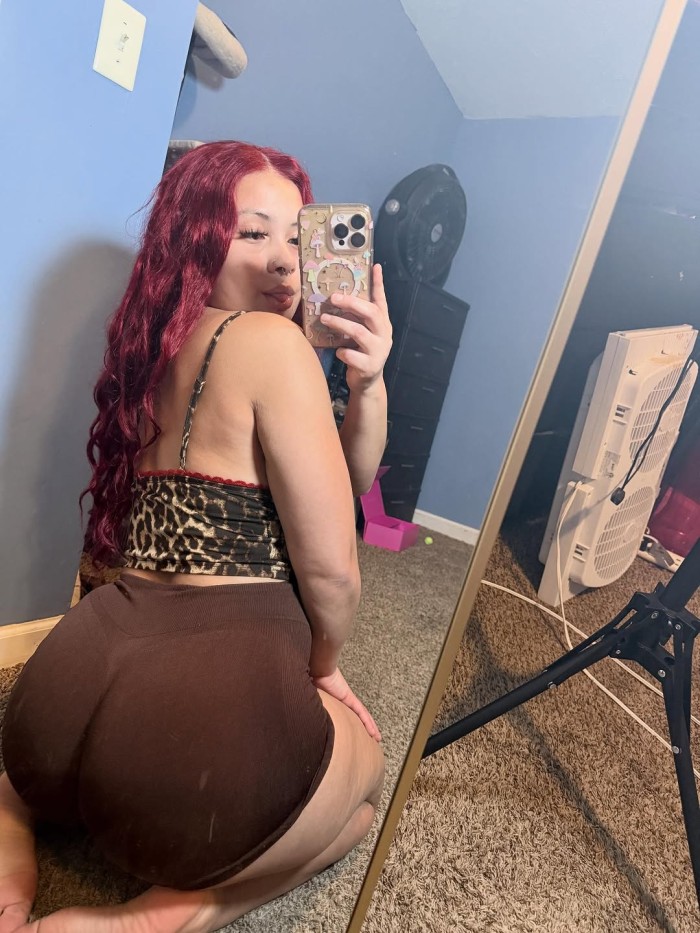 JOVENCITA EXCLUSIVA VIP COMPLACIENTE FIESTERA