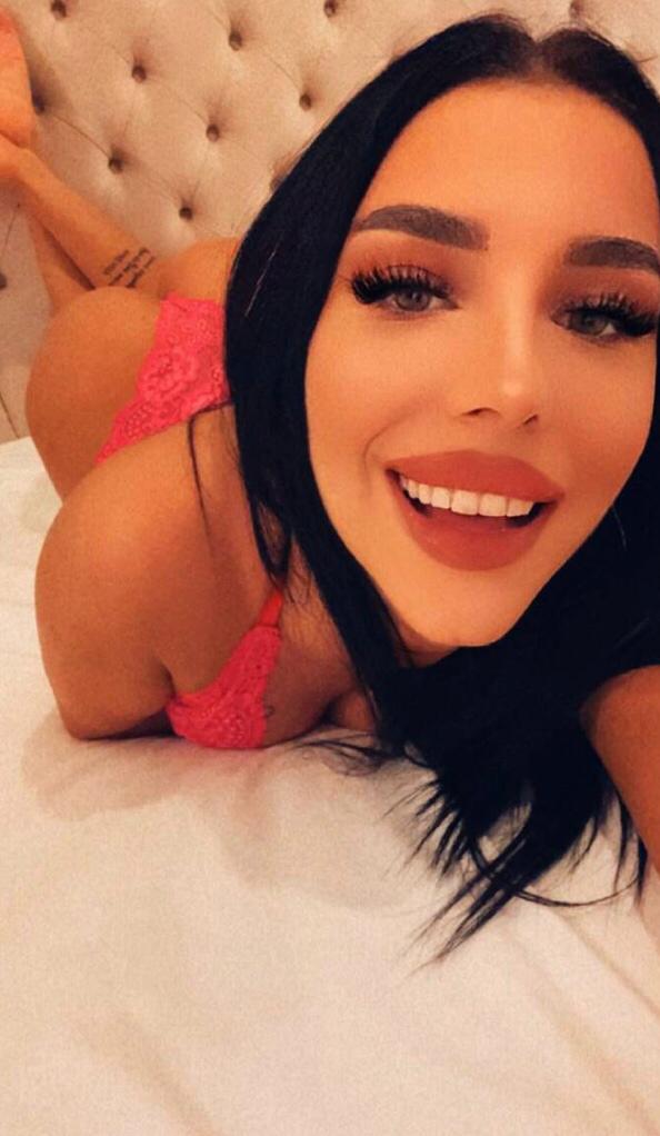 Fiesta Privada en Tu Casa u Hotel – Nosotras