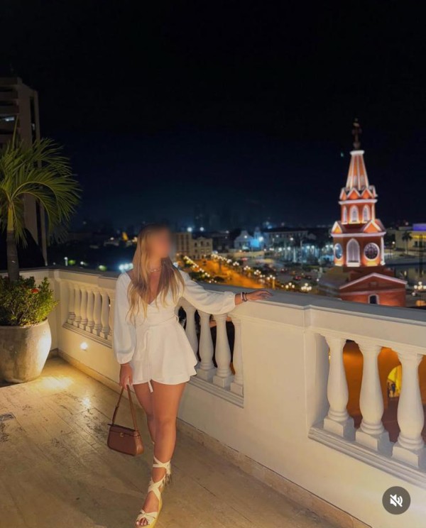 Hola amor… Soy Danna, hermosa colombiana.