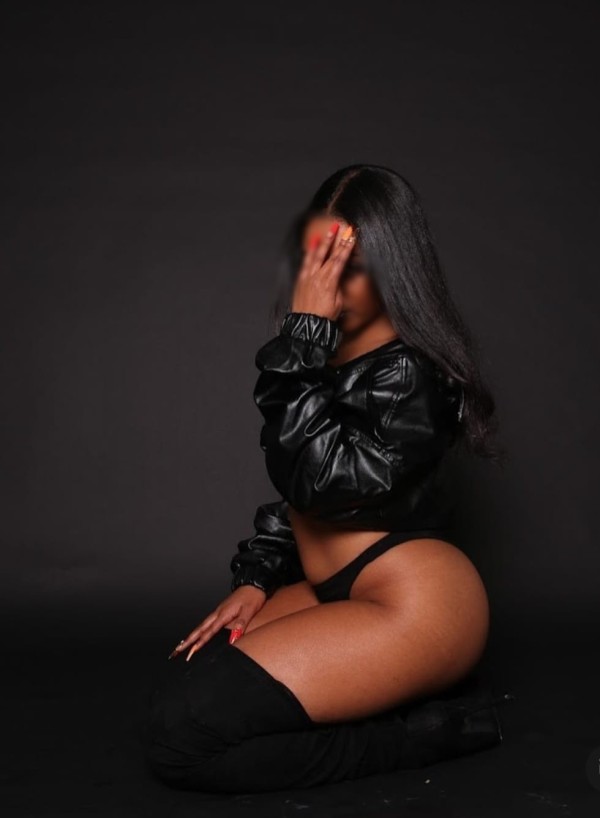 SOY LATINA RECIEN LLEGADA VEN A CONOCERME