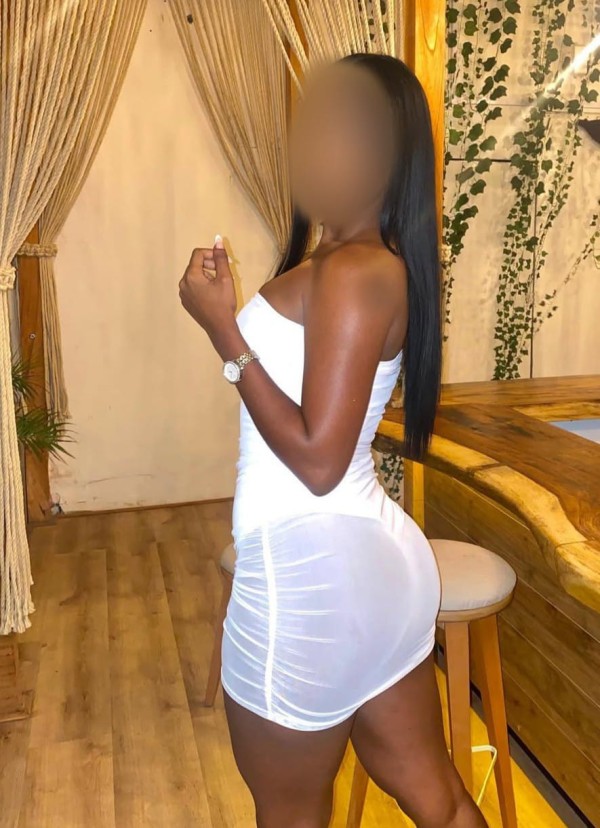 NOVEDAD!!!! MASAJISTA GUAPA Y SEXY…