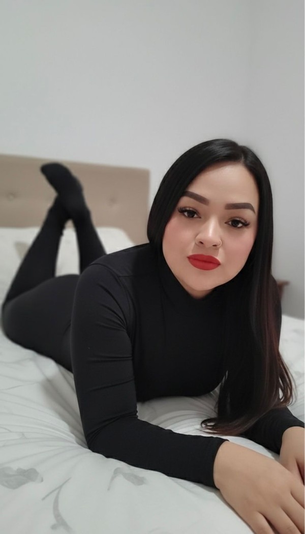 CINTHY EN MALLORCA PASIÓN, CLASE Y DISPONIBILIDAD TOTAL