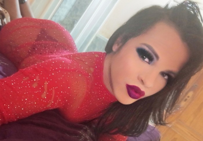 Trans femenina fiestera