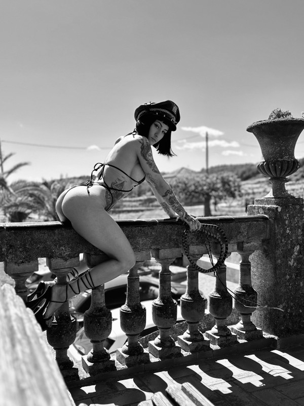 MISTRESS ASTRID – MADRID