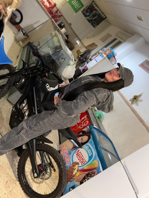 Valeria transexual hago videollamadas caliente 24