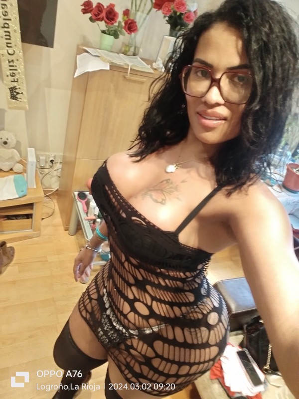 Alexia manciny belleza natural XXL sin tabús