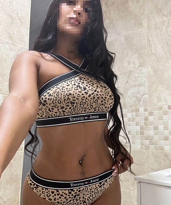 LATINA BELLA Y SENSUAL 24H LA PALMA