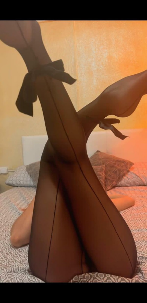 DULCE ¡EXCLUSIVA LATINA! QUIERO GRITAR RICO ENCIMA DE TI