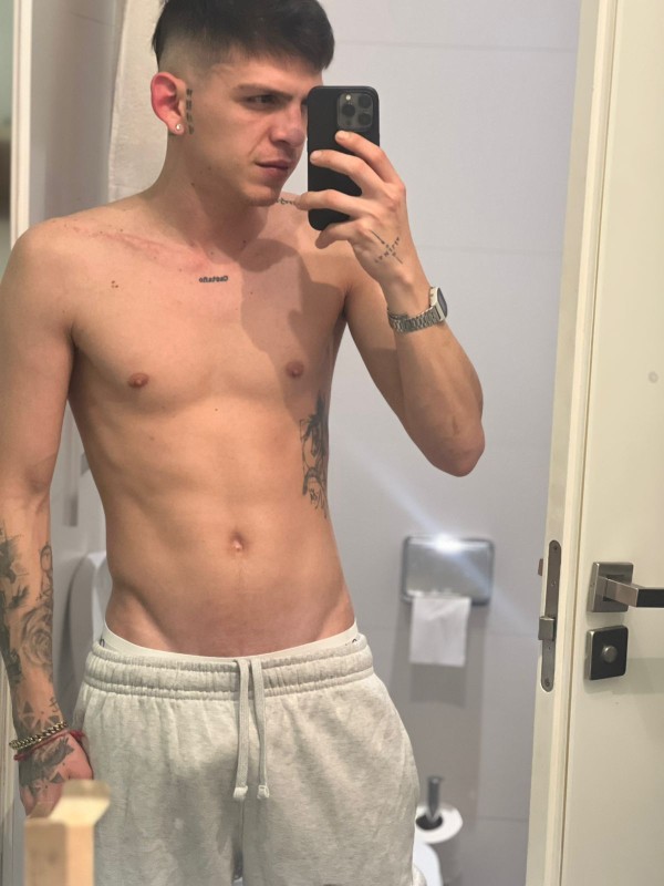 MASCULINO Y DOTADO PARA QUE DISFRUTEMOS A TOPE