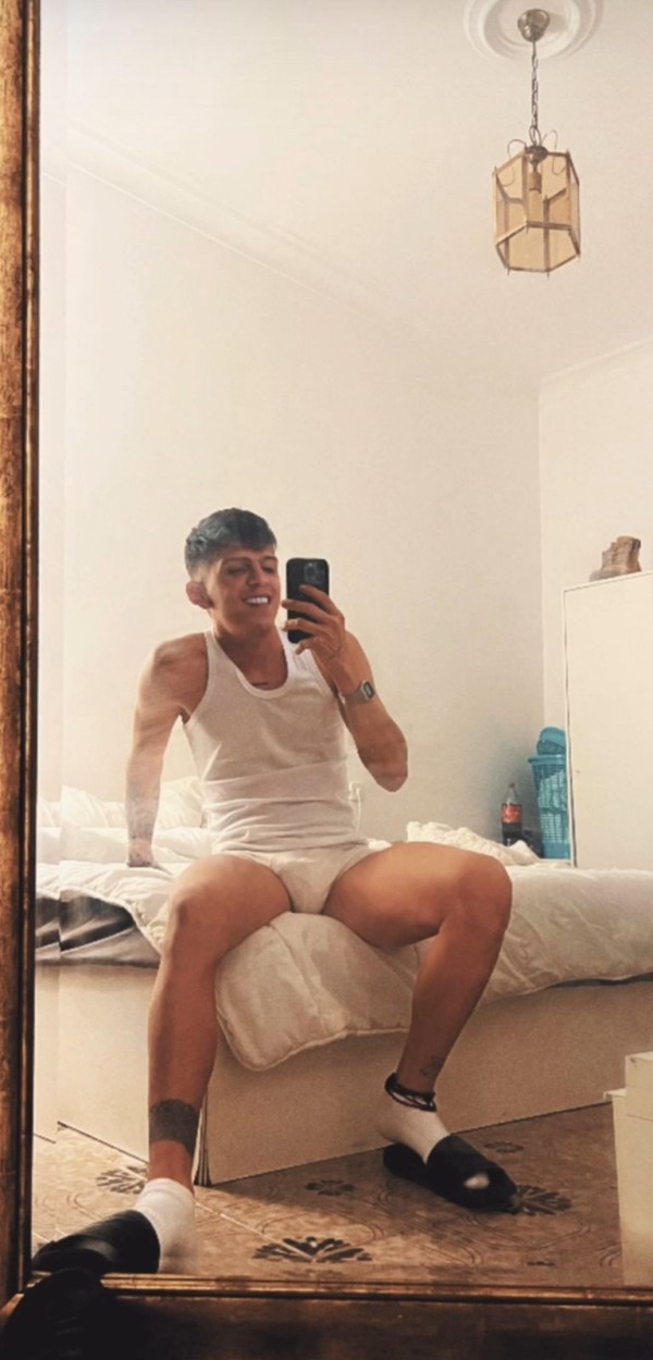 MASCULINO Y DOTADO PARA QUE DISFRUTEMOS A TOPE