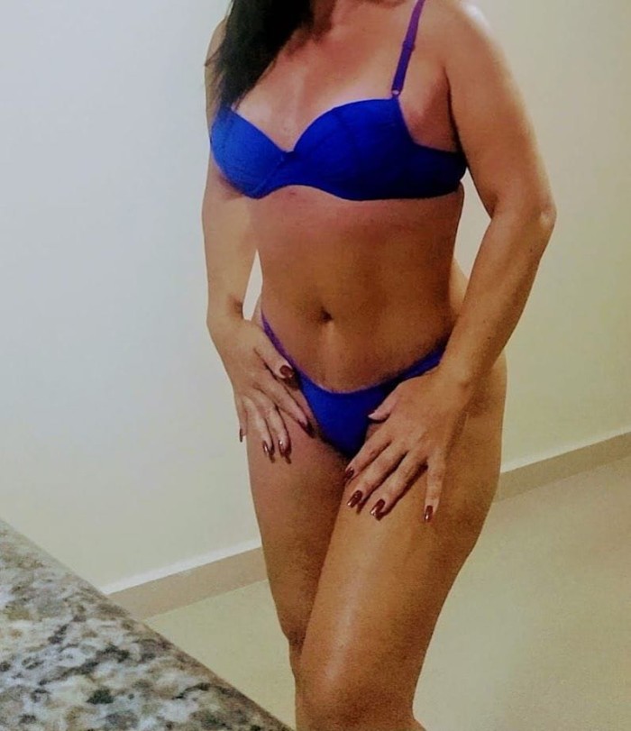 NOVEDAD EN OROPESA! ATRACTIVA BRASILEÑA
