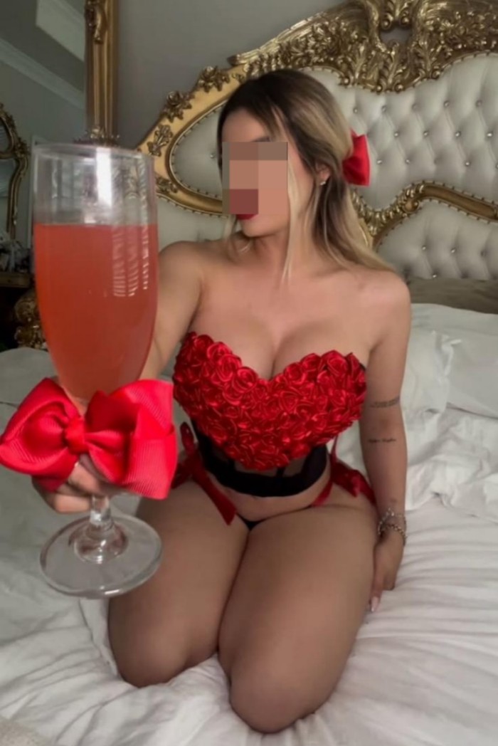 ARDIENTE SENSUAL ELGANTE BOMBA DE SEXO