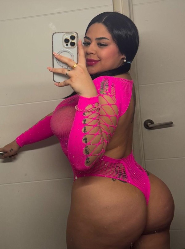 IRRESISTIBLE COLOMBIANA SACIADA DE SENSUALIDAD