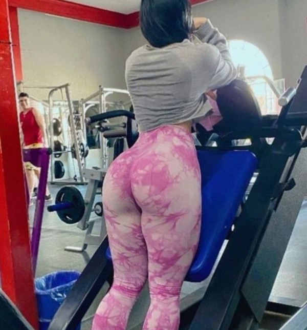 Hola soy Pamela nueva en el ambiente espero conocerte