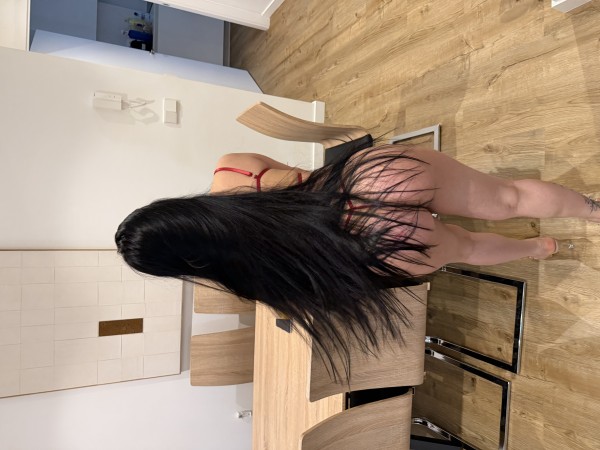 Hola soy Sharol una hermosa mujer trans