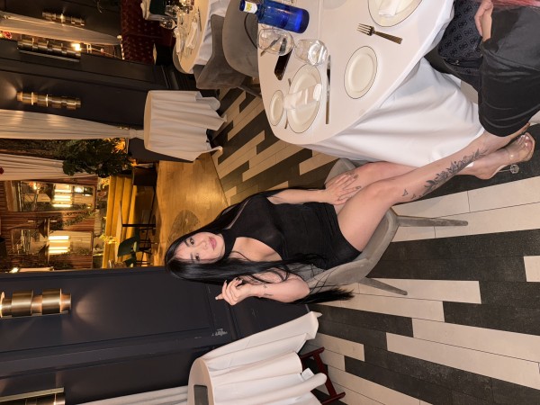 Hola soy Sharol una hermosa mujer trans