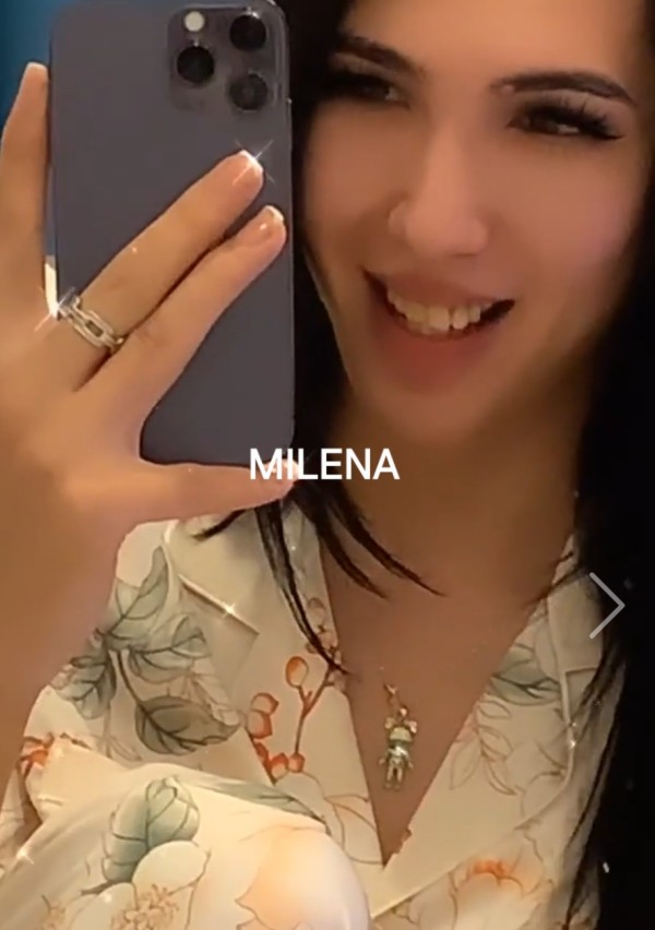 NOVEDAD POLLONA 21CM ROMO CULOS