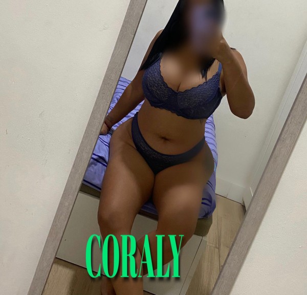 CORAL   SUPER CACHONDA