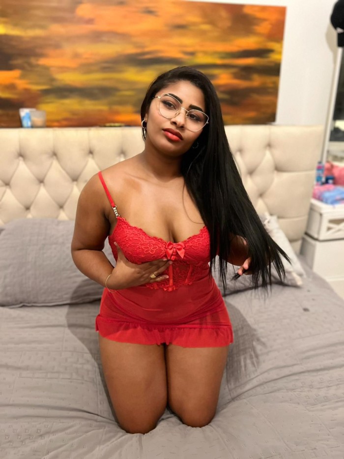 GAROTA BRASILEÑA NOVEDAD EN RUZAFA MUY HOT