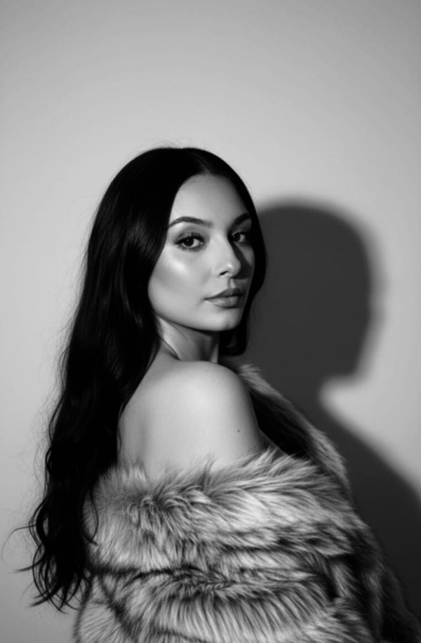 Hermosa colombiana, Nueva en Alicante