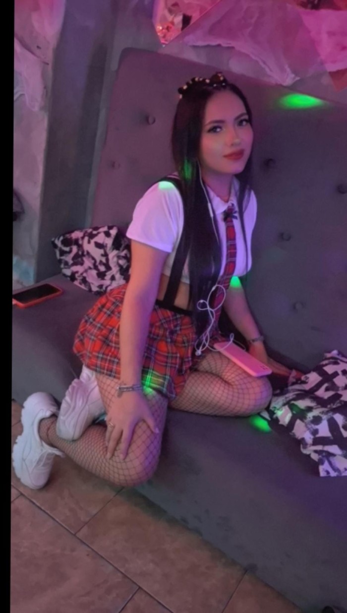 Ven papi dame duro estoy en (Torrassa)