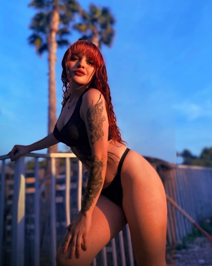 JOVEN COLOMBIANA DESEANDO CONOCERTE