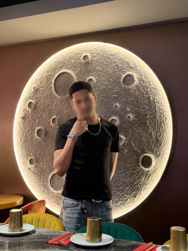 SUGAR BABY| VERSÁTIL| SALIDAS Y FOTOS REALES